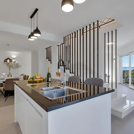 Apartment For Families With Children Podgora, Makarska - 11938